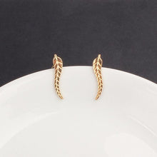 1Pair Women Fashion Metal Leaf Earrings Ear Clip - 4D's T&D Inc