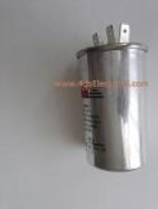 Motor Run Capacitor 6uf (mfd), 370 Vac - Part # 4DS6-370-3P. This replaces  part # 6FLP3 - $9.25 - 4D's T&D Inc
