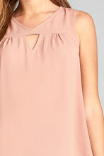 Ladies fashion plus size sleeveless round neck w/keyhole crepe woven top - 4D's T&D Inc