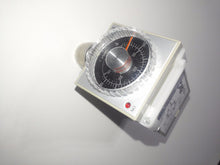 TEMPERATURE CONTROLLER E5C2-R20J.  Part # 4DS-TCE5C2-J. - $160.90 - 4D's T&D Inc