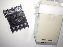 TEMPERATURE CONTROLLER E5C2-R20J.  Part # 4DS-TCE5C2-J. - $160.90 - 4D's T&D Inc