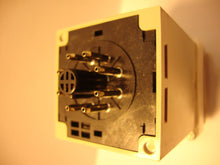 TEMPERATURE CONTROLLER E5C2-R20J.  Part # 4DS-TCE5C2-J. - $160.90 - 4D's T&D Inc