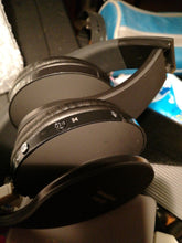 Headset/ Headphones Creative Bluetooth 4.0 Stereo Wireless with Call Mic/Microphone 4 Colors VVF - 4D's T&D Inc